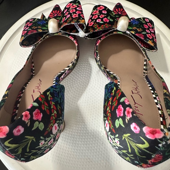 🆕Betsey Johnson KYLIEE Floral Pointed Pumps - Picture 10 of 13